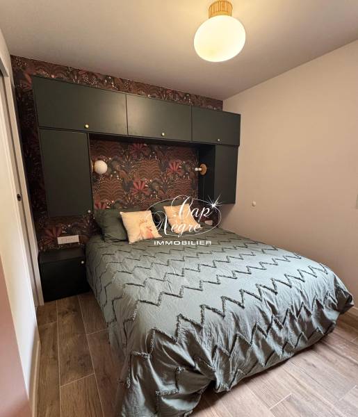 LOCATION SAISONNIÈRE  -  MAZET T3 DUPLEX RENOVE AVEC PISCINE & TERRASSES 