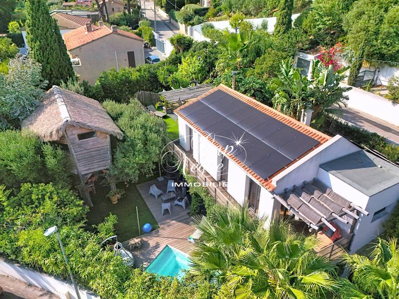 VILLA CLÉ EN MAIN 4 CHAMBRES PROCHE CENTRE ET MER À VENDRE À CAVALAIRE SUR MER - GOLFE DE SAINT TROPEZ