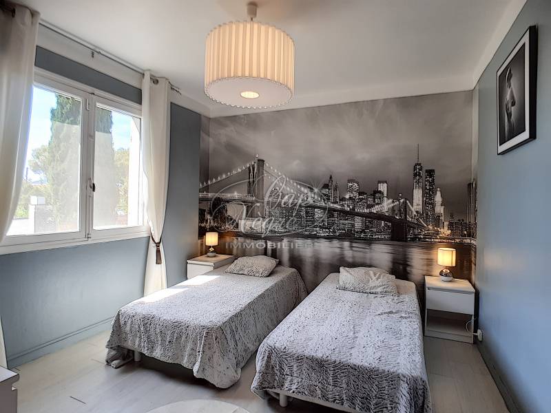 TRÈS JOLIE MAISON INDIVIDUELLE DE PLAIN-PIED AVEC JARDIN - BORMES LES MIMOSAS