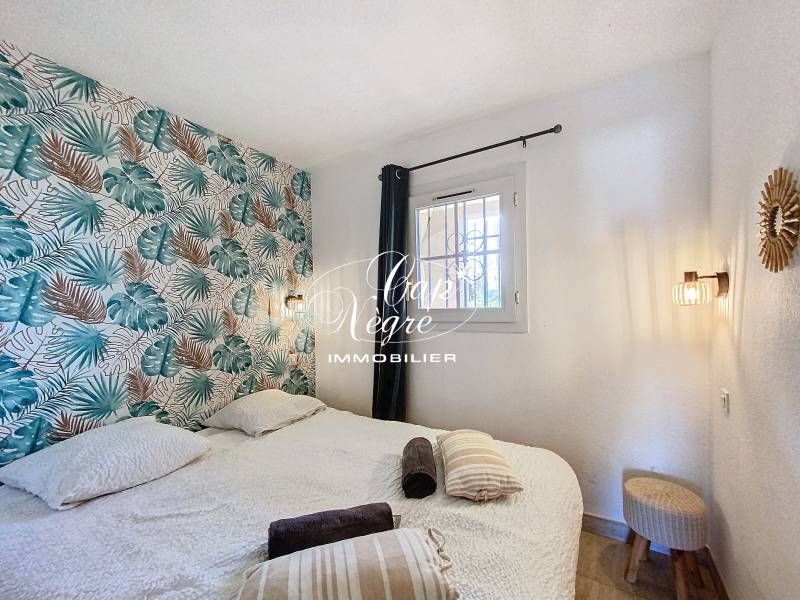 APPARTEMENT T2 30M² REFAIT À NEUF À VENDRE AUX MARINES DE GASSIN