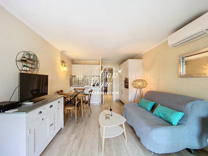 APPARTEMENT T2 30M² REFAIT À NEUF À VENDRE AUX MARINES DE GASSIN