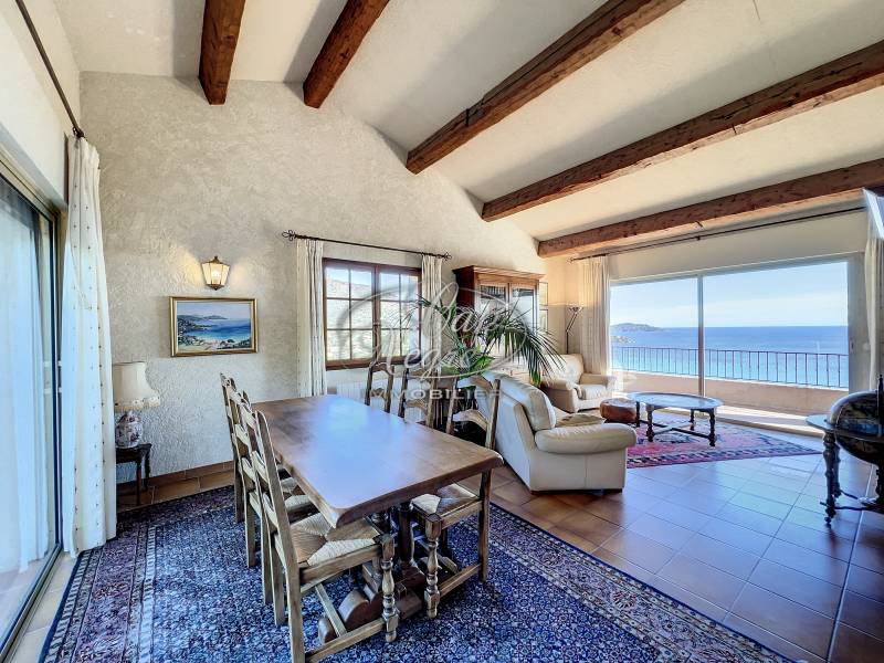 SOUS OFFRE - LE LAVANDOU - SAINT-CLAIR - VILLA VUE MER 4 CHAMBRES