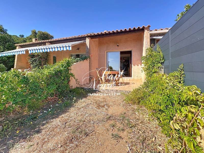 Vue mer d’exception à Saint-Clair – Appartement avec terrasse et jardinet privatif