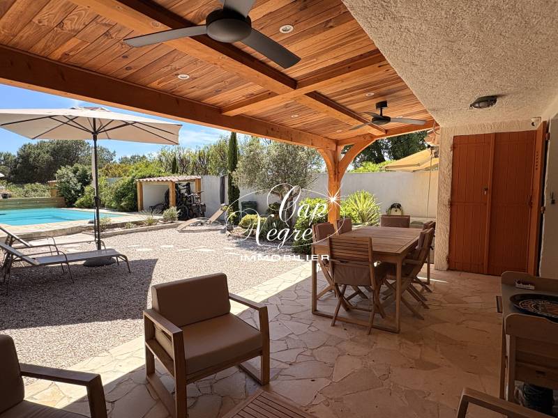 VENDU - Le Lavandou - Maison avec piscine privative et vue mer