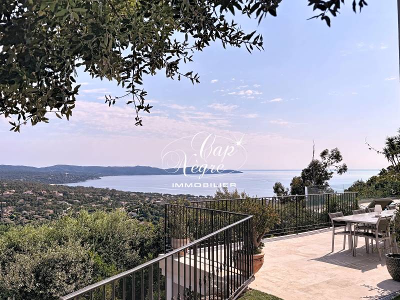 VILLA T5 DE 150M² REFAITE A NEUF VUE MER PANORAMIQUE